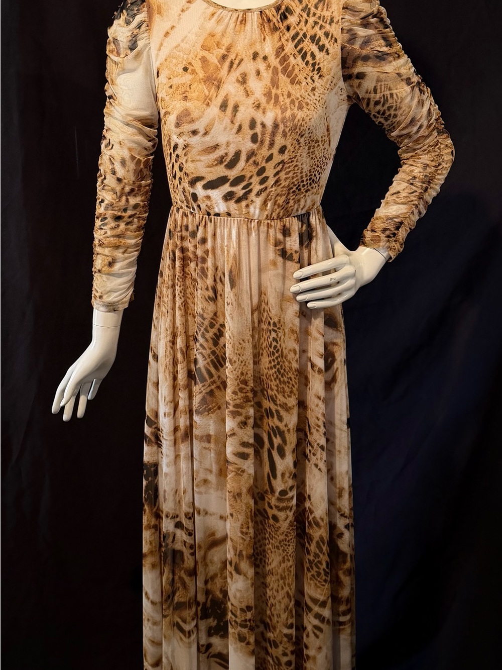 Ces Femme Long Sleeve Animal Print Maxi Dress - Beige Brown